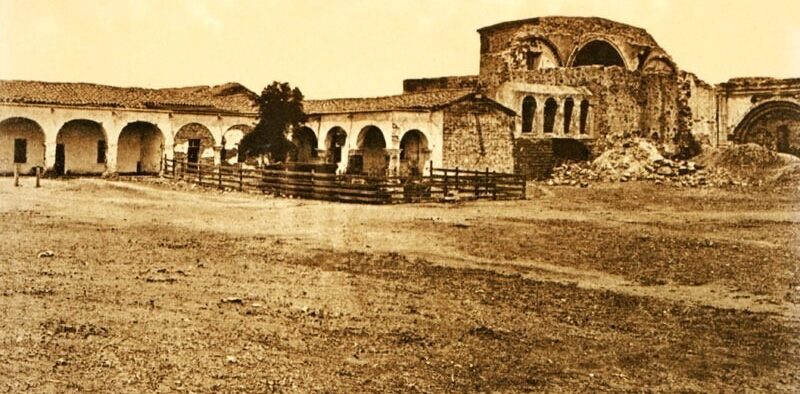 Mission San Juan Capistrano - Cardinell Vincent Postcards Collection