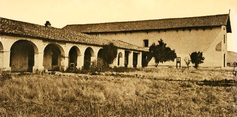 Mission San Miguel Arcángel - Cardinell Vincent Postcards Collection